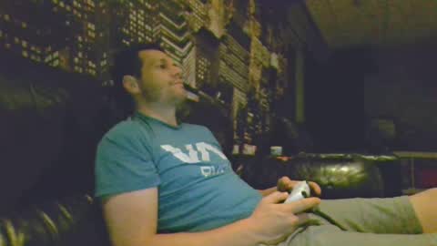 Snapshot of hurley7890 chatting on June 27, 2:16 am hurley7890 online show from June 27, 2:16 am
