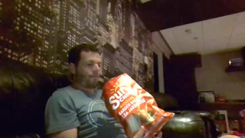 Snapshot of hurley7890 chatting on July 10, 2:49 am hurley7890 online show from July 10, 2:49 am