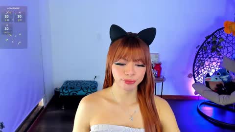 Snapshot of hurremcan_ chatting on June 3, 2:33 pm Hurrem online show from June 3, 2:33 pm