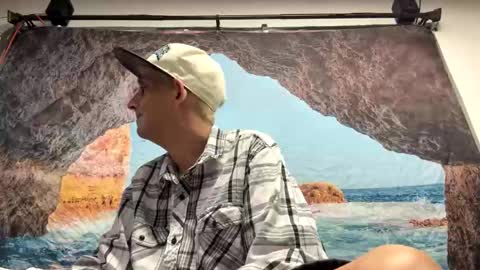 huskyclip70 online show from May 21, 2:29 am