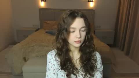 Lily online show from July 13, 7:44 am