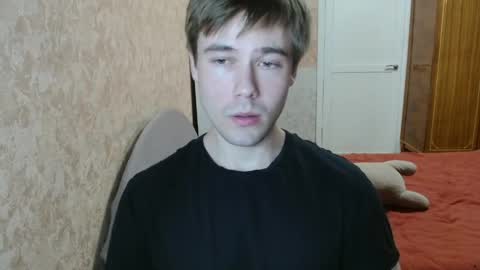 Tom online show from May 7, 2:44 pm