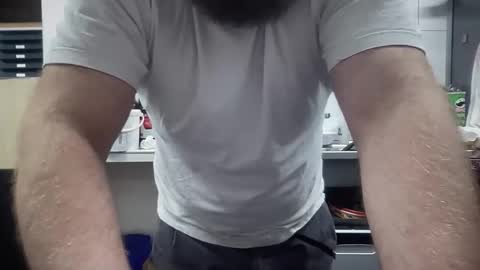 Snapshot of hybride8825 chatting on January 11, 9:14 am hybride8825 online show from January 11, 9:14 am