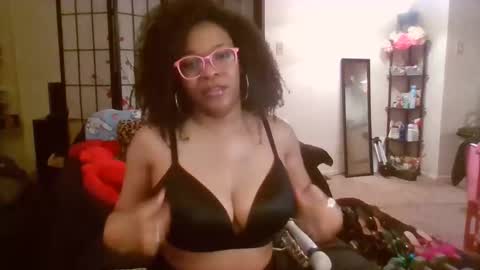  HysteriaHeels  online show from April 21, 4:19 am