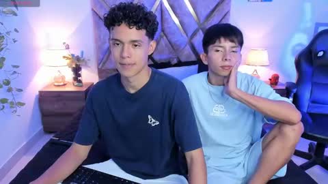 Son Hyunjin online show from September 28, 6:13 pm