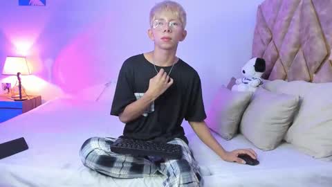 Snapshot of hyunjin_sun chatting on January 12, 5:40 pm Son Hyunjin online show from January 12, 5:40 pm