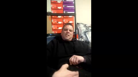 i124nakwitu online show from April 11, 7:51 pm