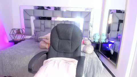 Akane online show from February 19, 7:38 pm