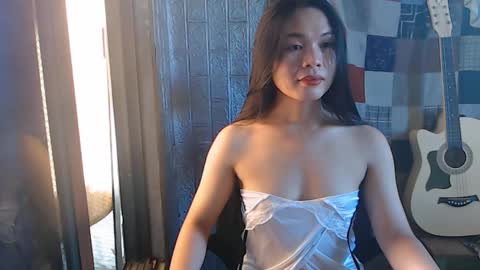 Snapshot of i_am_asian90 chatting on December 5, 12:08 am Kim online show from December 5, 12:08 am