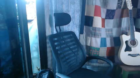 Snapshot of i_am_asian90 chatting on December 10, 7:16 am Kim online show from December 10, 7:16 am