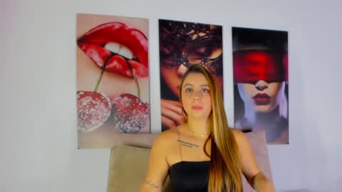 Snapshot of i_am_dolls chatting on January 30, 3:51 pm The Dolls online show from January 30, 3:51 pm