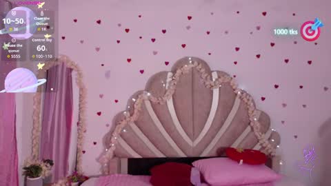 Snapshot of i_am_yours1 chatting on May 26, 7:32 pm Mafe online show from May 26, 7:32 pm