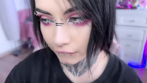 Snapshot of i_died_again chatting on February 22, 9:34 am Asya online show from February 22, 9:34 am