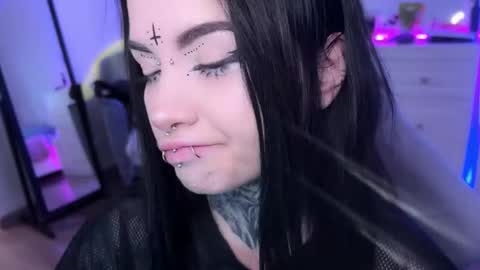 Snapshot of i_died_again chatting on October 26, 9:59 am Asya online show from October 26, 9:59 am