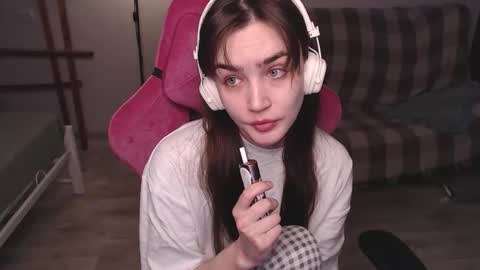 elisabeth online show from November 8, 2:06 pm