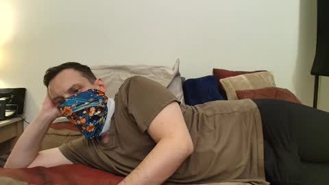 i o ro online show from March 18, 7:55 am