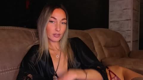 Snapshot of iam_blake chatting on October 25, 9:09 pm Blake online show from October 25, 9:09 pm