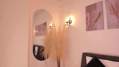 Snapshot of iam_cami chatting on March 19, 11:58 am online show from March 19, 11:58 am