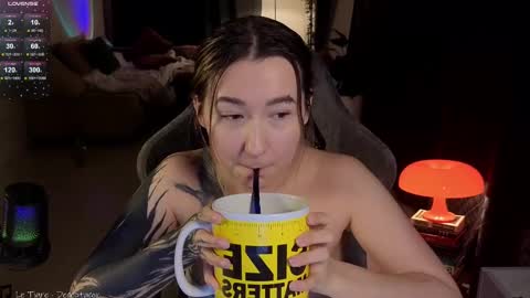 Meg  online show from February 13, 1:19 am