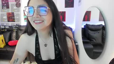 Snapshot of iam_sammy_01 chatting on September 9, 12:05 pm Sammy online show from September 9, 12:05 pm