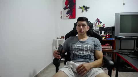 iam_yourbabyprincess_xd online show from December 15, 8:57 pm