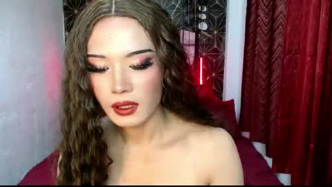 mica online show from July 29, 8:29 pm
