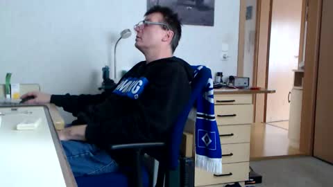 iamachim online show from December 3, 11:30 am