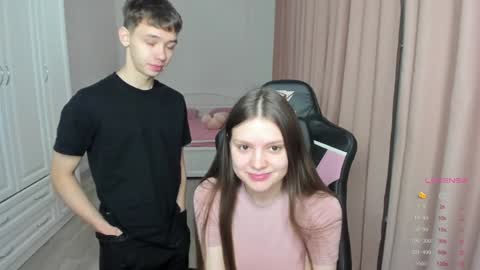 Snapshot of iamcassidy chatting on January 1, 3:34 am Cassie STREAMS HERE EVERYDAY online show from January 1, 3:34 am