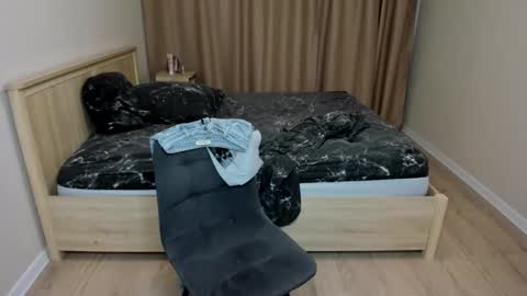 Snapshot of iamcassidy chatting on September 29, 2:00 pm Cassie STREAMS HERE EVERYDAY online show from September 29, 2:00 pm