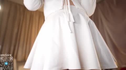 Snapshot of iamclaire_ chatting on March 12, 3:51 pm Claire online show from March 12, 3:51 pm