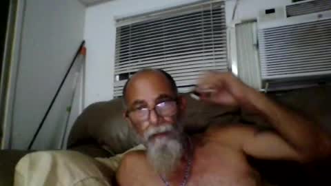 Snapshot of iamgoat_69 chatting on July 14, 1:19 am Goat Lulu Elektra online show from July 14, 1:19 am