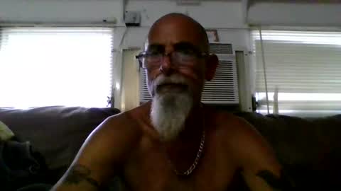 Snapshot of iamgoat_69 chatting on July 17, 3:39 pm Goat Lulu Elektra online show from July 17, 3:39 pm