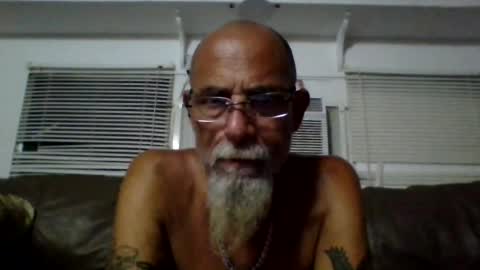 Snapshot of iamgoat_69 chatting on July 21, 6:38 am Goat Lulu Elektra online show from July 21, 6:38 am