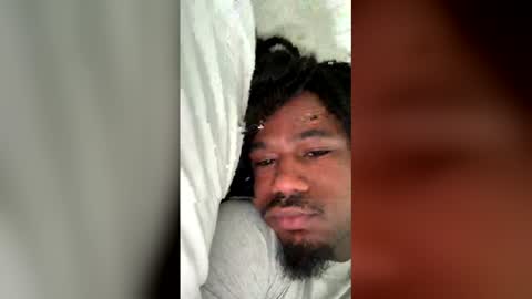 iamjohnny4u online show from April 6, 7:04 pm