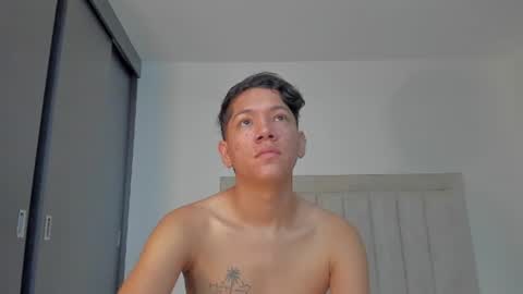 Juliiiiian online show from June 24, 11:09 am