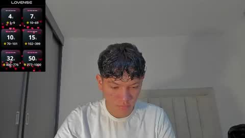 Juliiiiian online show from August 4, 11:46 am