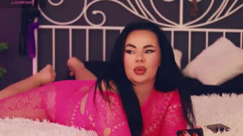 Lila online show from November 26, 4:41 pm