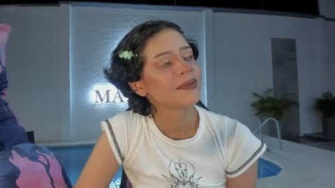 Snapshot of iamnayuta chatting on June 7, 3:21 am Nayuta online show from June 7, 3:21 am