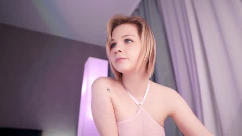 Snapshot of iamninamint chatting on January 21, 5:30 pm Nina  online show from January 21, 5:30 pm