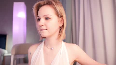 Snapshot of iamninamint chatting on January 26, 10:02 pm Nina  online show from January 26, 10:02 pm