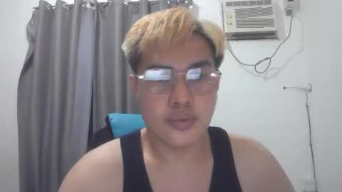 Adrianhot online show from February 26, 1:54 pm