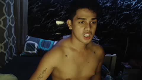 Snapshot of iampinoy1996 chatting on July 7, 1:26 pm ben online show from July 7, 1:26 pm