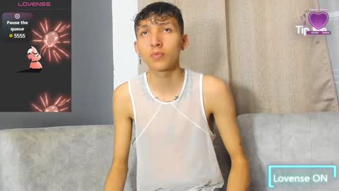 Snapshot of iamthiagox chatting on January 19, 3:29 am Thiago online show from January 19, 3:29 am