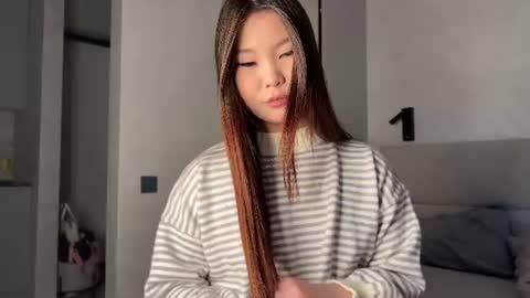 iamyuki_ online show from June 24, 1:04 am