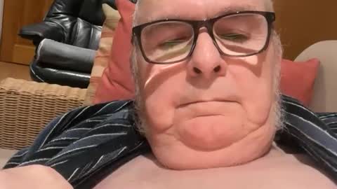 ian53a - mature UK man for same online show from January 5, 6:44 pm