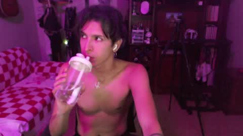 Ian online show from April 30, 4:30 am