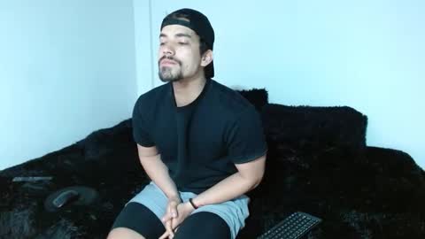 Ian Davis online show from November 4, 3:49 am