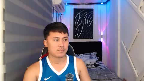 Snapshot of ian_the_cummer chatting on September 12, 8:14 am ian_the_cummer online show from September 12, 8:14 am