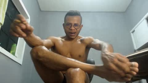 ian_tuner online show from December 8, 9:13 am