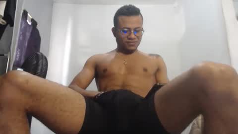 ian_tuner online show from November 12, 5:02 pm